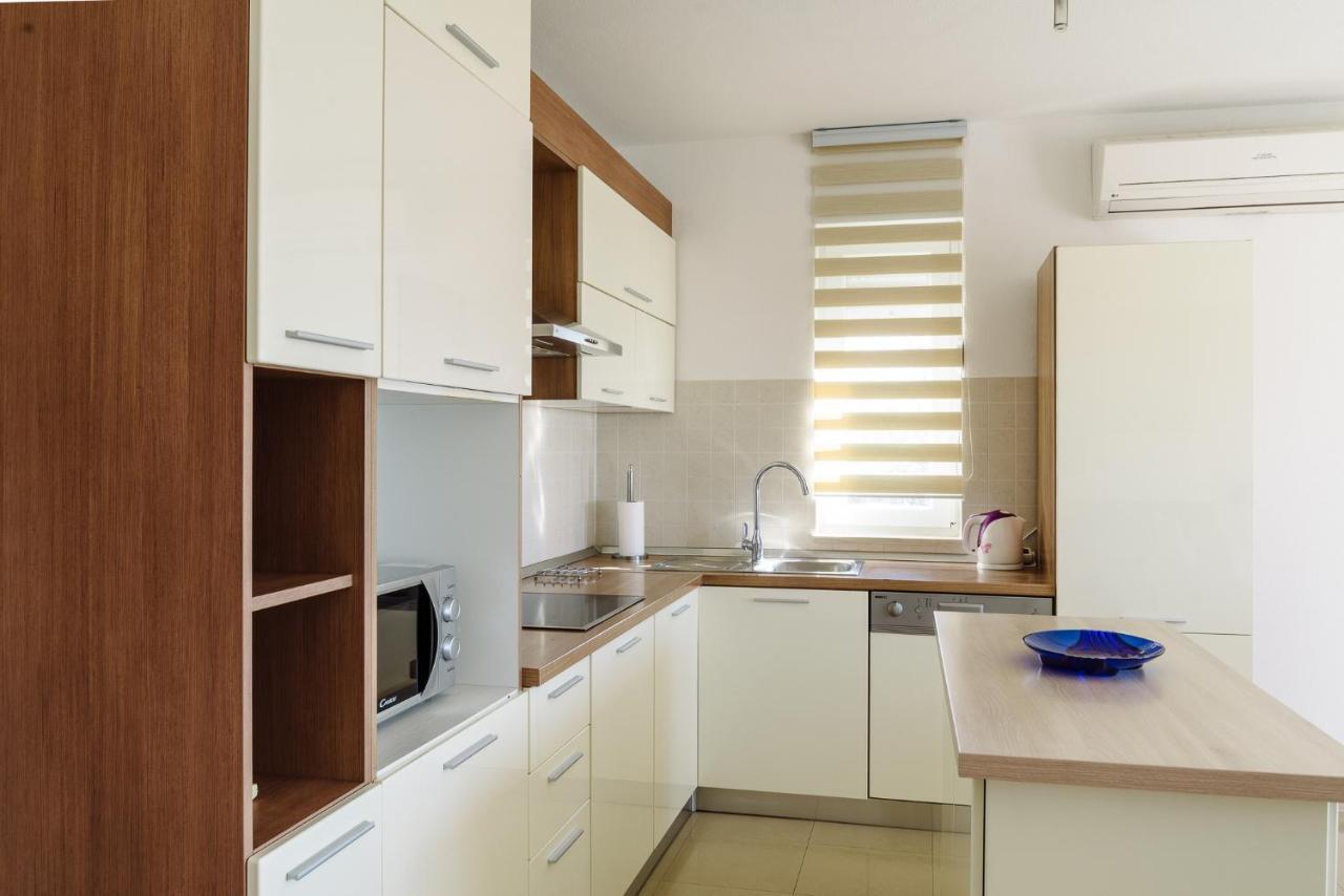 Apartman Niko Каштела Екстер'єр фото