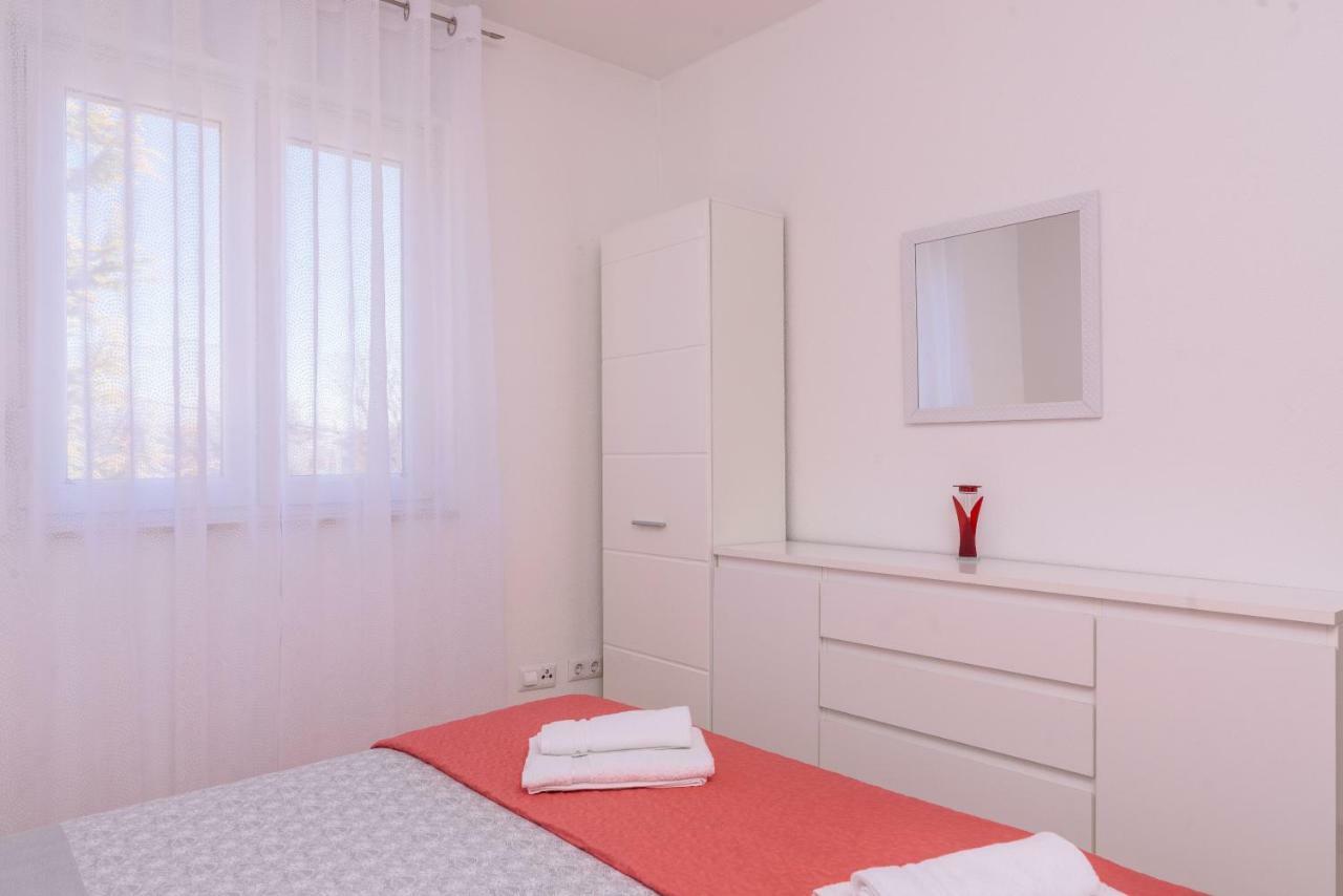 Apartman Niko Каштела Екстер'єр фото